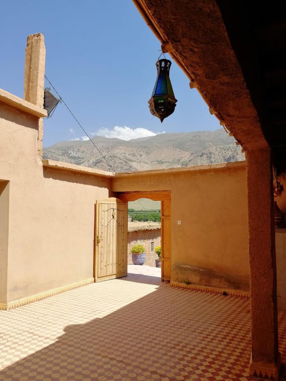 Hotel Kasbah Ait Bouguemez Agouti Exteriér fotografie