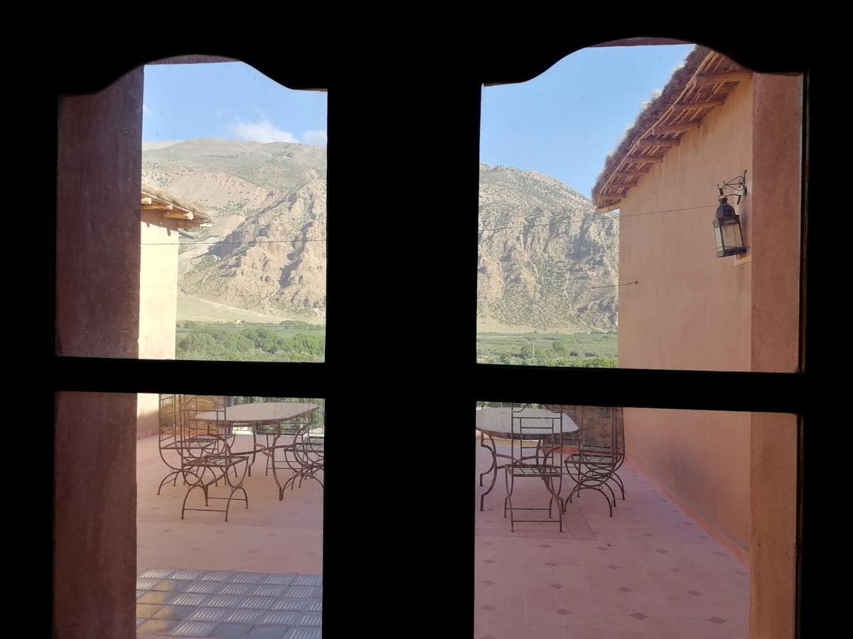 Hotel Kasbah Ait Bouguemez Agouti Exteriér fotografie